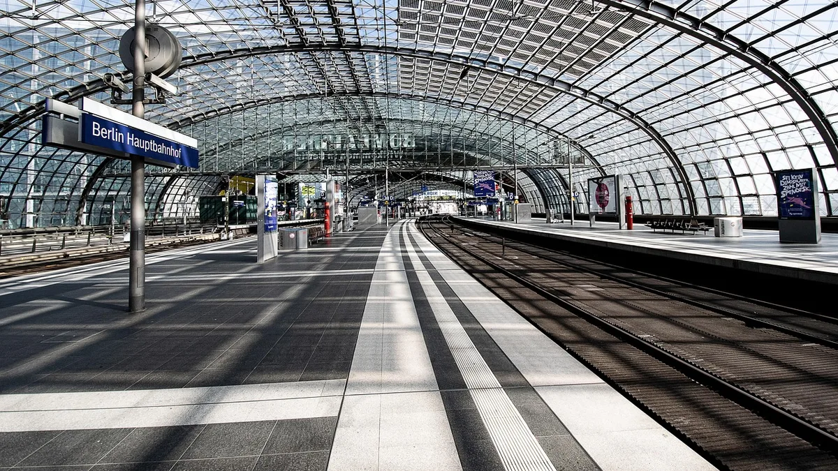 berlin, central station, berlin central station, station, abandoned, empty, corona, coronavirus, railroad, germany, architecture, glass roof, railroad tracks, covid-19, platform, to travel, nobody, berlin, berlin, berlin, berlin, berlin, station, corona, coronavirus, coronavirus, coronavirus, germany, covid-19, platform