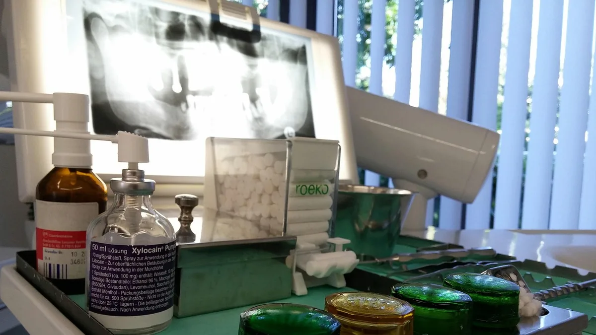 dentist, teeth, toothache, x-ray, dental care, pains, holes, intervention, patient, surgical intervention, hole, prosthesis, dental prosthesis, temporary tooth, dental problems, denture, health insurance, application, drill, braces, clasp, calcium, health, disease, teeth cleaning, tartar, yellow teeth, rotten teeth, dental, hygiene, tooth erosion, false teeth, milk teeth, dentistry, bad breath, dentures, cost estimate, toothbrush, radiant, white, white teeth, new, filling, tooth filling, wisdom teeth, molars, incisor, canine, laser therapy, fear dentist, reviews, practice, treatment room, roentgen, jaw, jaw area, metal, 3d pictures, material, collagen fiber, swab, annoy, nerve pain, anesthesia, healthy, oral hygiene, implants, sustainable, smile, floss